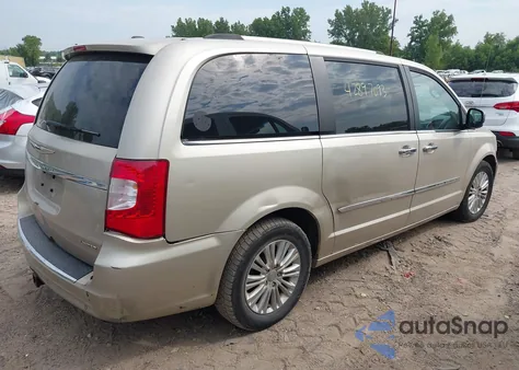 2014 Chrysler Town & Country Limited from USA, damaged, VIN 2C4RC1GGXER361241
